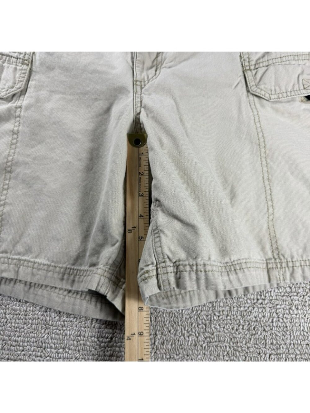 Wrangler Outdoor Fishing Cargo Shorts Beige Men’s Size 42 x 8 - Picture 4 of 5